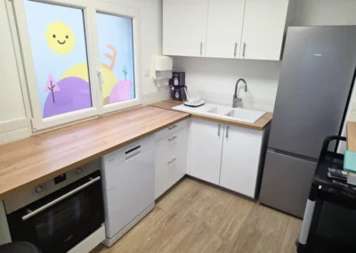 Photo de la cuisine moderne de la micro crèche de Juvisy-sur-Orge